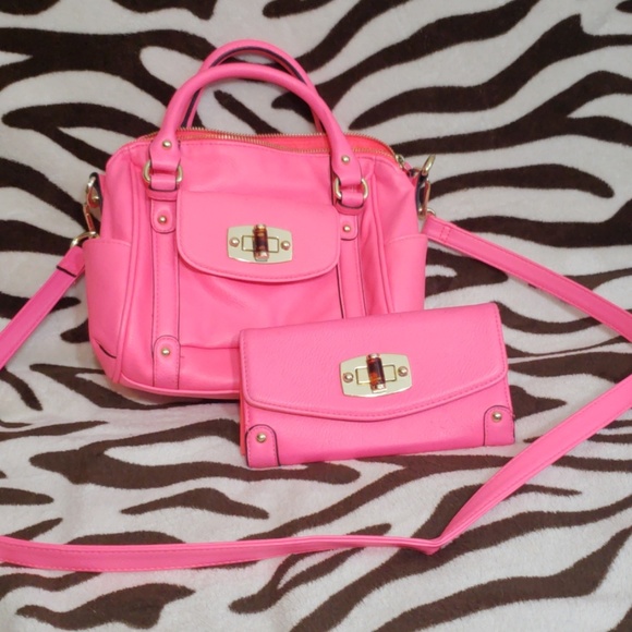 Merona Handbags - Pink purse and wallet set